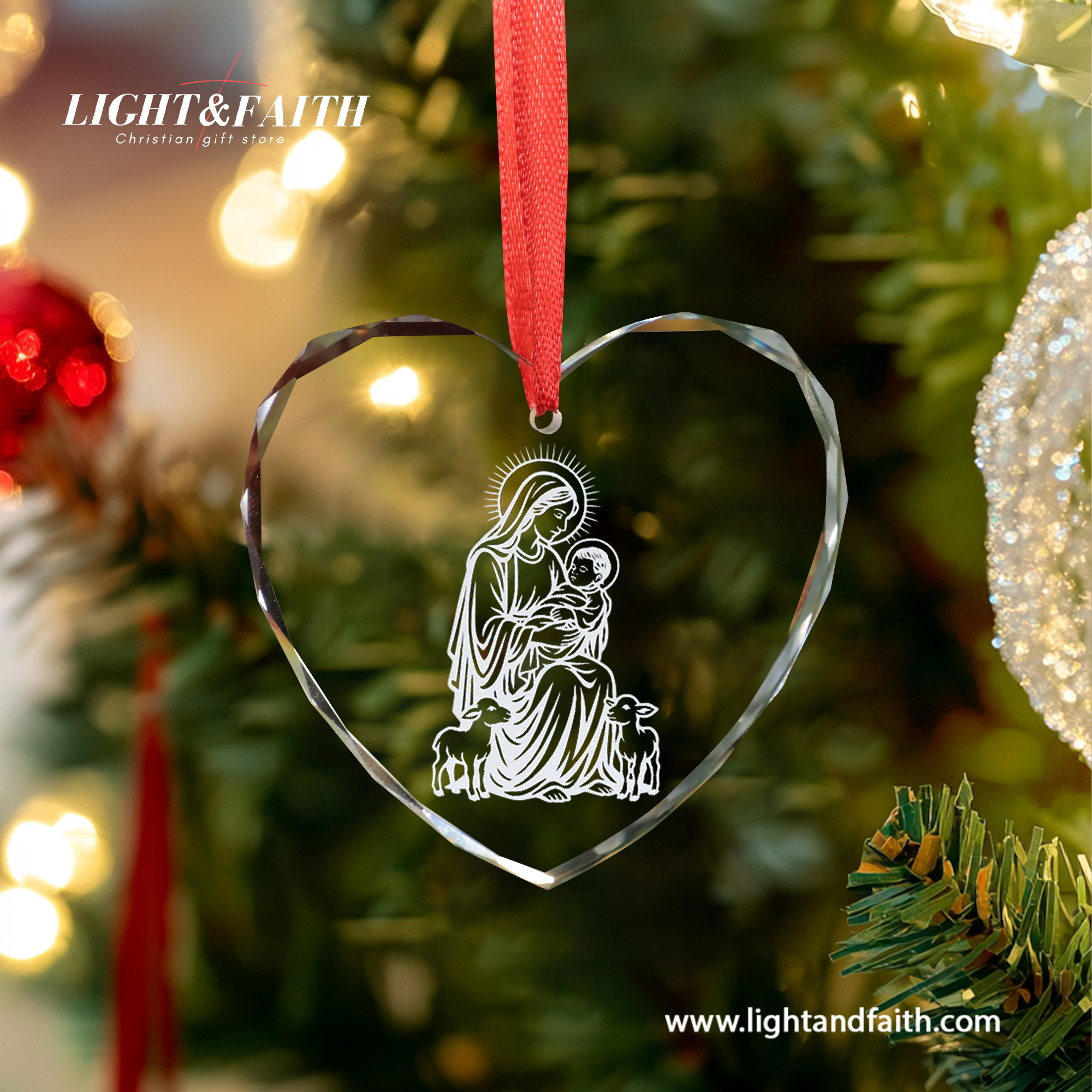Virgin Mary and Baby Jesus Glass Ornament, Holy Family Christmas Decoration, Catholic Faith Gift, Religious Ornament, Christian Home Decor DCLAF72